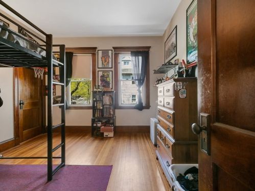 61 Paul Revere Rd, Arlington MA 02476-5729 exterior