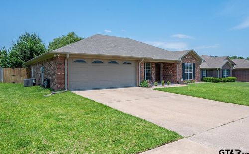 11200 Triple Crown Dr, Flint, TX 75762-6318