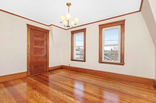 25 Edith St, Everett MA 02149-1718 exterior