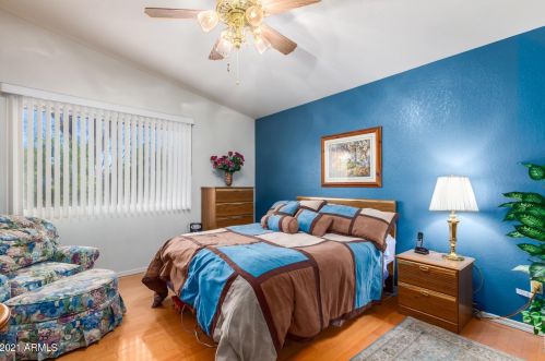 17235 2nd Pl, Phoenix AZ 85022-2315 exterior