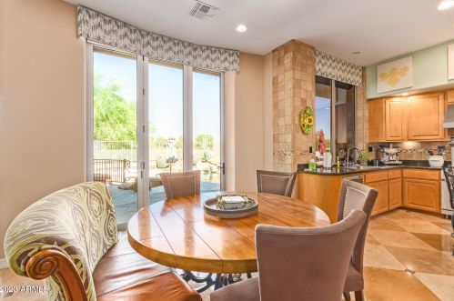 22843 54th St, Phoenix AZ  85054-7199 exterior