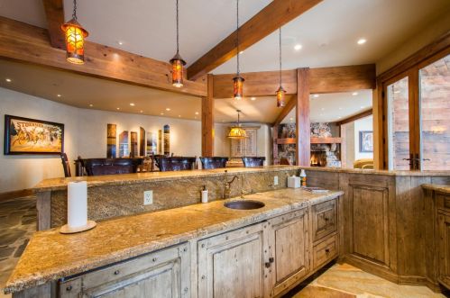 91 White Pne Cyn Rd, Park City UT 84060-6514 exterior