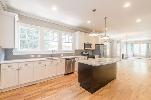 703 Erin Ave, Atlanta GA 30310-4213 exterior