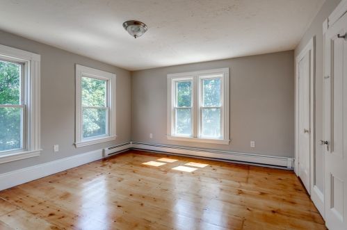 8 Latisquama Rd, Southborough MA 01772-1606 exterior