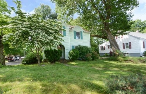 282 June St, Worcester MA 01602-3257 exterior