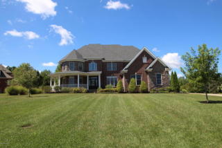 326 Persimmon Ridge Dr, Louisville, KY 40245-5010