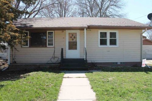 106 Park Ave, Plainview, NE 68769-4125