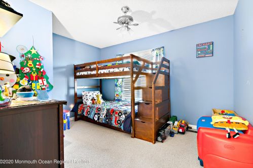 82 Buckingham Dr, Jackson Twp NJ 08527-2640 exterior