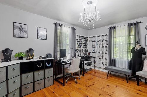 540 Royalston Rd, Royalston MA 01331-9401 exterior