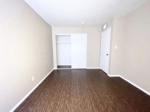 3840 43rd Ave, Phoenix AZ  85033-2926 exterior