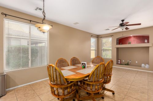 2607 Apollo Rd, Phoenix AZ 85042-5381 exterior