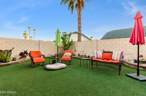 15450 39th St, Phoenix, AZ 85032-4044