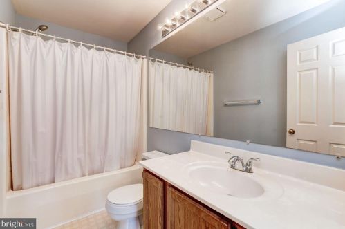 5207 Lightfoot Path, Columbia MD 21044-1100 exterior