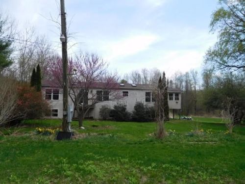 7 Allen Coit Rd, Montgomery, MA 01050-9770