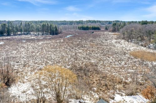 92 Burroughs Rd, North Reading MA 01864-1203 exterior