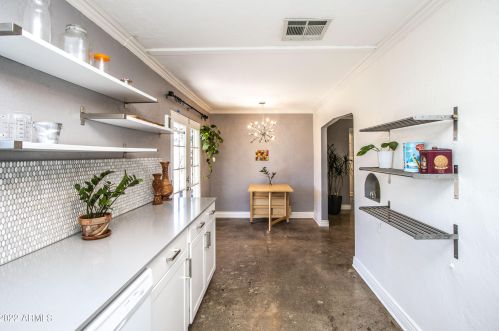 3002 22nd St, Phoenix AZ  85016-7808 exterior