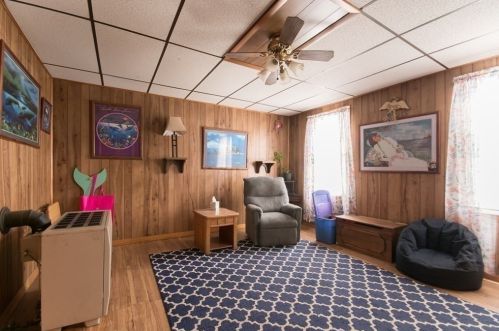 109 Diman St, Fall River MA 02721-1027 exterior