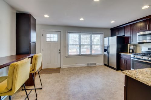 1400 Home Ave, Forest View IL 60402-1618 exterior