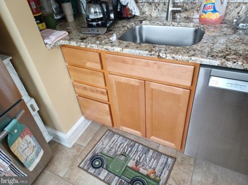 615 Hessian Ave, West Deptford NJ 08063-1243 exterior