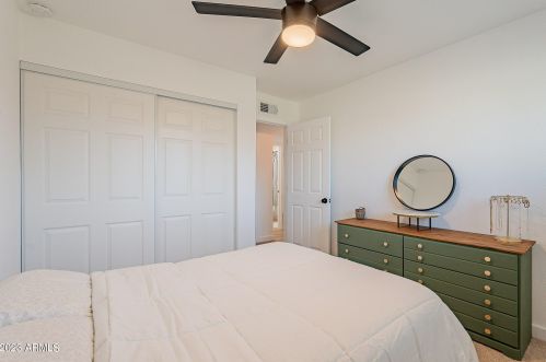 3320 Claire Dr, Phoenix AZ 85032-4933 exterior