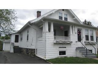 14 Bristol St, Worcester, MA 01606-1405