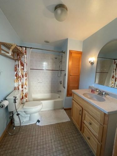 59 Paris St, Everett MA 02149-4409 exterior