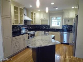 167 Parker St, Newton MA  02459-2549 exterior