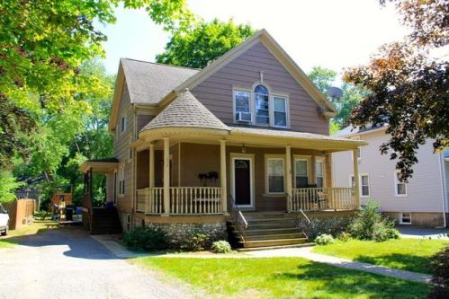 110 Main St, New Bedford, MA 02743-2117