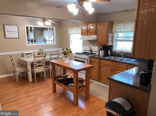 623 Wesley Ave, West Deptford NJ 08063-1247 exterior