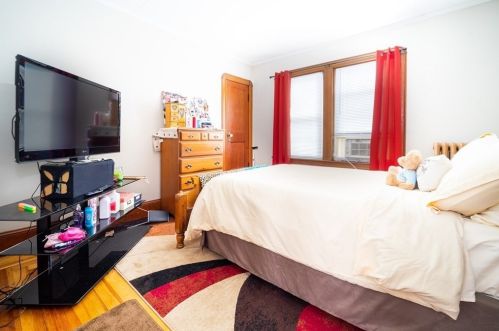 38 Granite St, Taunton MA 02780-3019 exterior