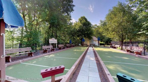 11 Manchester Ct, Jackson Twp NJ 08527-3972 exterior