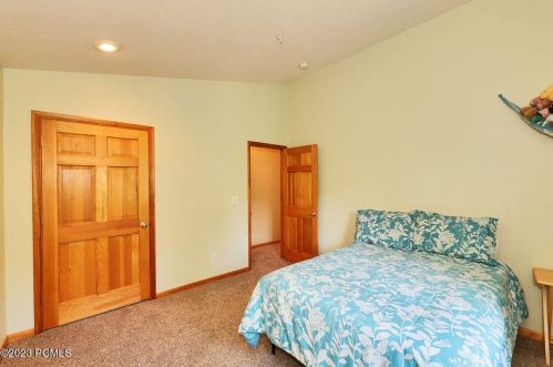 3600 Wagon Wheel Way, Park City UT 84098-5340 exterior