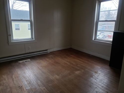 11 Main St, Winchendon MA 01475-1088 exterior