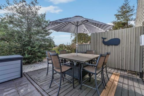 722 State Hwy, Eastham MA 02642-2534 exterior