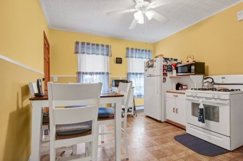 81 Lowell St, Methuen MA 01844-3615 exterior