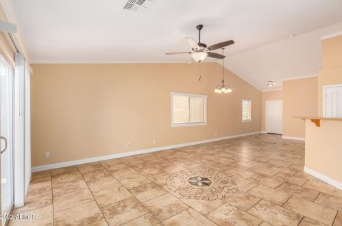 812 Chambers St, Phoenix AZ 85040-9061 exterior