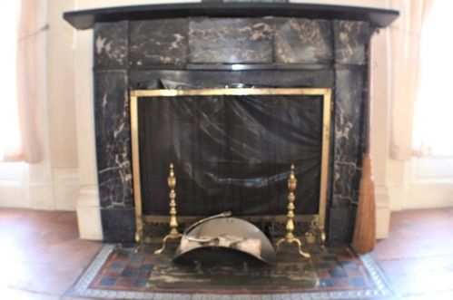 263 Main St, North Brookfield MA 01535-1530 exterior