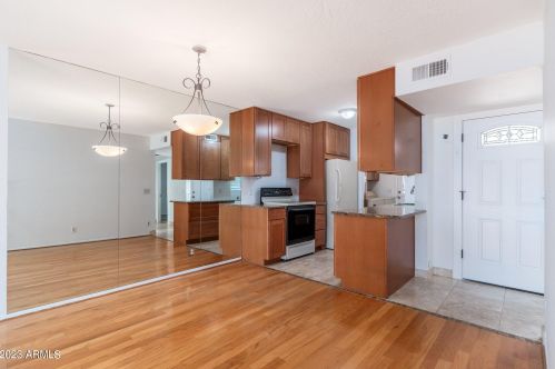 1173 Beryl Ave, Phoenix AZ 85021-2480 exterior