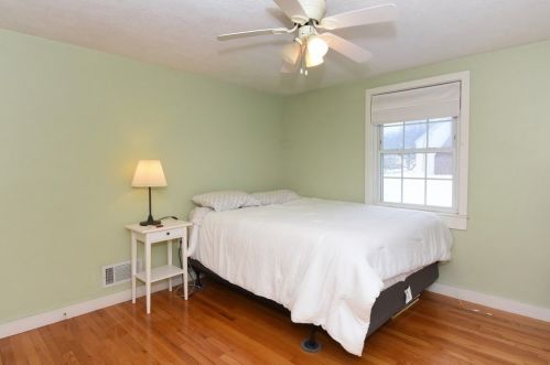 150 Donnellan Cir, Weymouth MA  02191-1763 exterior