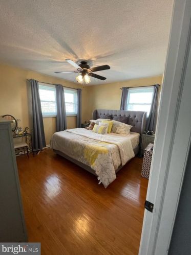 30 Budd Blvd, West Deptford NJ  08096-3332 exterior