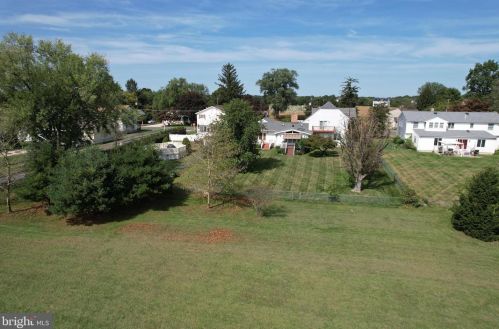 24854 Main St, Columbus NJ 08022-1339 exterior