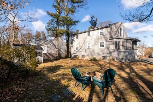 50 Hilldale Rd, Weymouth MA 02190-1417 exterior