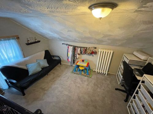 242 Maxfield St, New Bedford MA 02740-5229 exterior