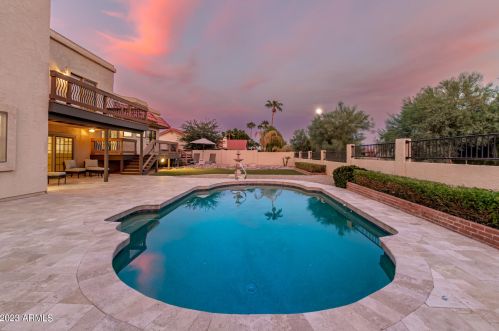 3835 Ahwatukee Dr, Phoenix AZ 85044-2033 exterior