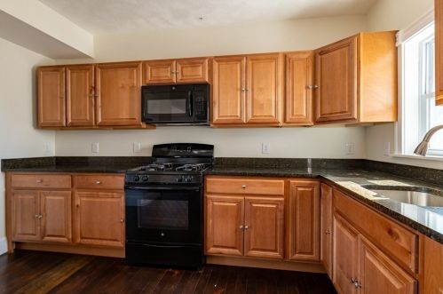 179 Shute St, Everett MA 02149-3133 exterior