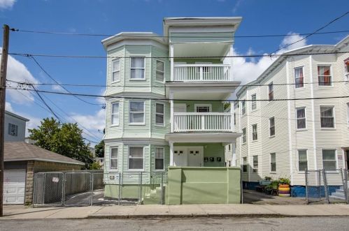 34 Poplar St, Lawrence MA  01841-1619 exterior