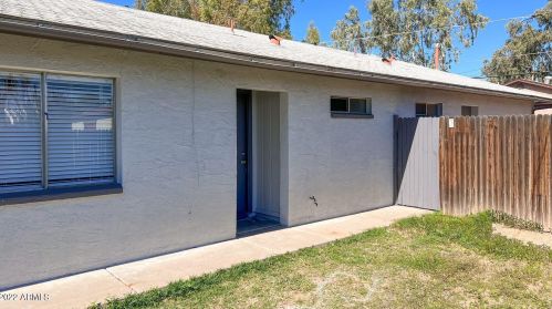 2528 Belmont Ave, Phoenix AZ 85051-6618 exterior