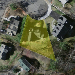 7 Doris Cir, Newton MA  02458-1929 aerial view