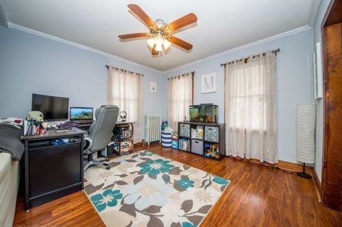 278 Palmer St, New Bedford MA 02740-2559 exterior