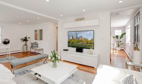 127 Elm St, North Reading MA 01864-2914 exterior